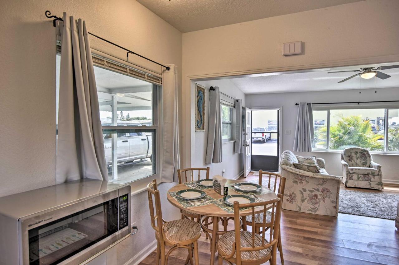 Sunny Cocoa Beach Home Walk To Sea And Attractions! エクステリア 写真